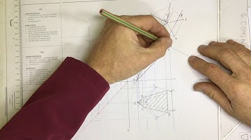 Solid geometry of pentagonal pyramid right view