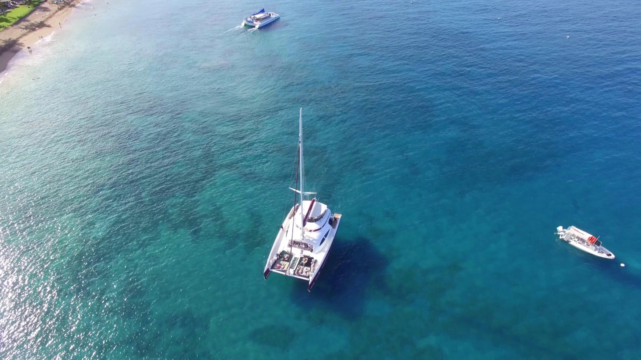 hula girl catamaran