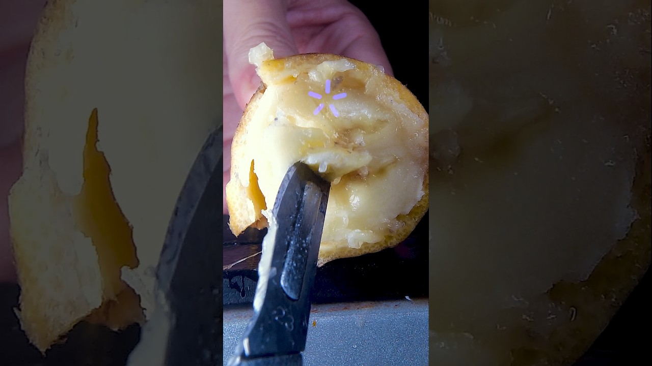 Destroying a banana 🍌