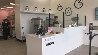 Crumbl Cookies opens in Bristol, Va.