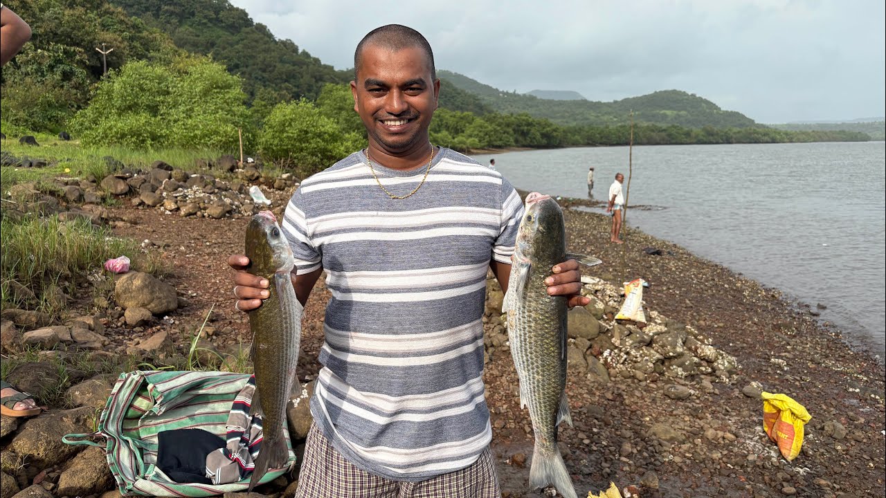 टोप आणि गव्हाच पिट वापरून मासेमारी कशी करतात ||🦑🐬🐋मांगणी पकडण्याचा थरार 😳🫡