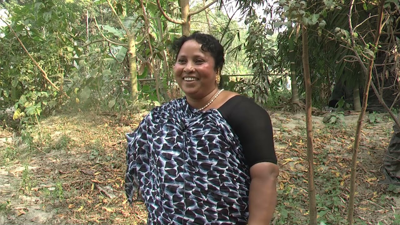 অনেক সুন্দর জমি চার বছর ধরে খালি পড়ে আছে , অনেক বেশি চাষ করতে পাড়ে এমন কৃষক হলে বর্গা পাবে ।।