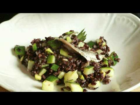 salade-de-riz-noir-aux-anchois