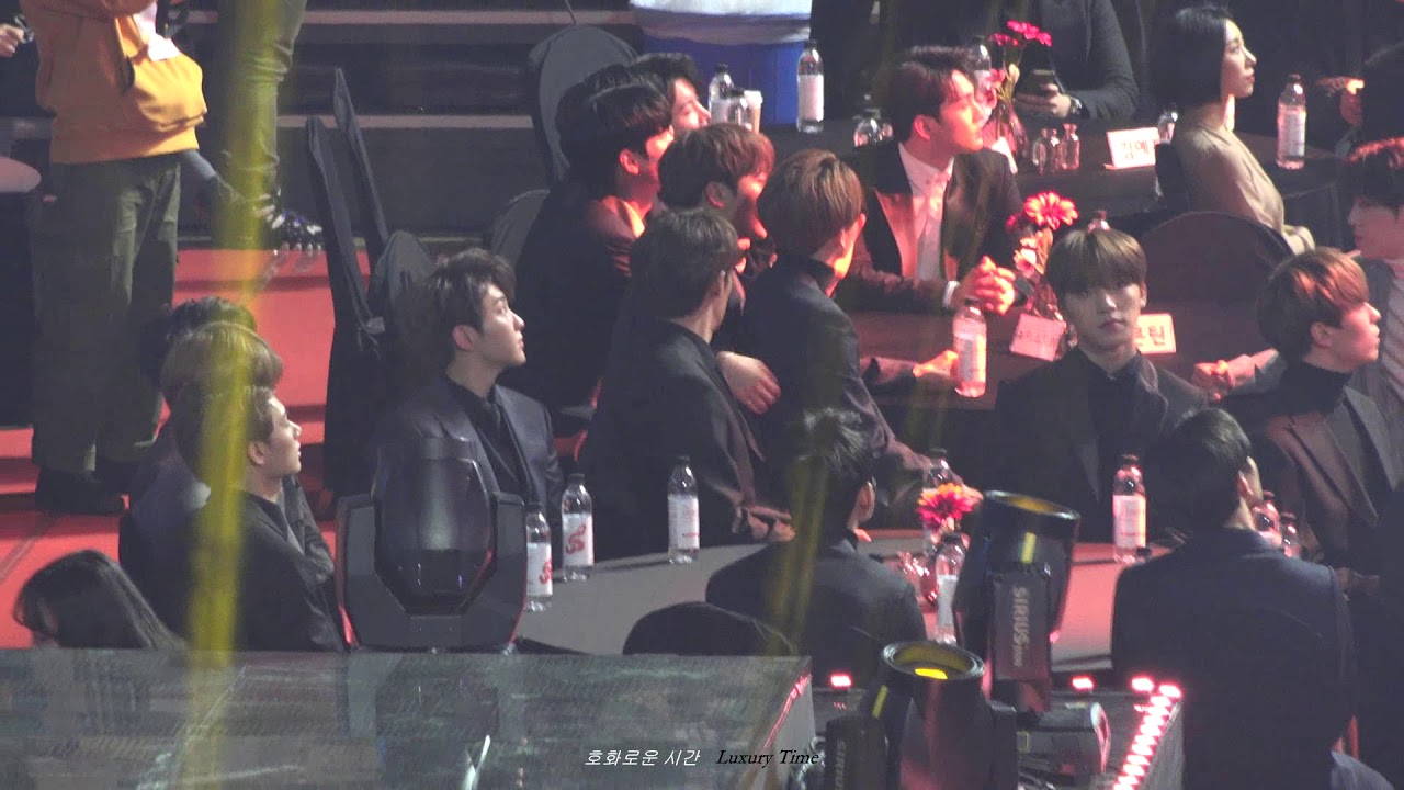 180214 가온 가수석 