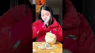 He Froze His Coconut Because the Internet Said So – Big Mistake! 😱🥥❌