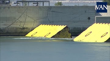 Venecia levanta por primera vez las 78 compuertas que la protegerán de las mareas