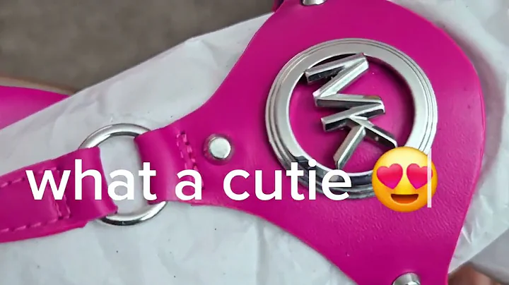 Unboxing Michael Kors PINK SANDAL #michaelkors #unboxing #unboxingvideo #sandals  #trend #shorts