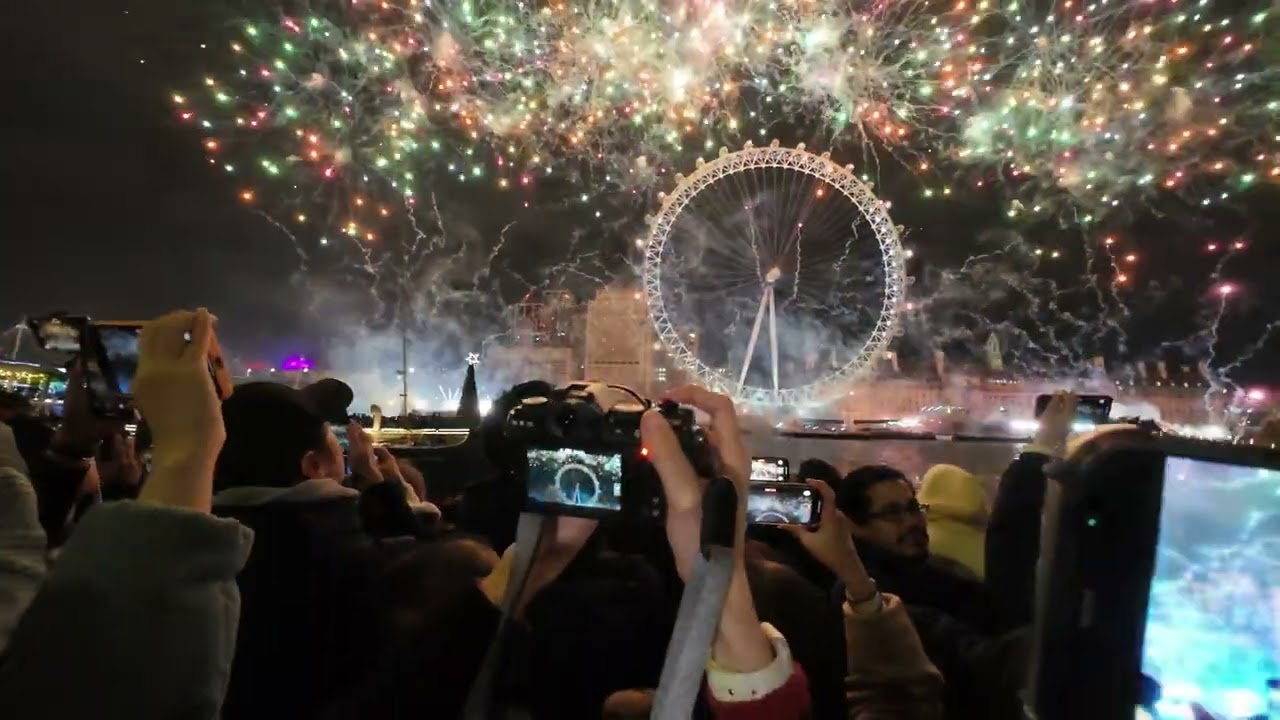 New Year's Celebrations London Fireworks 2025 - Full Event