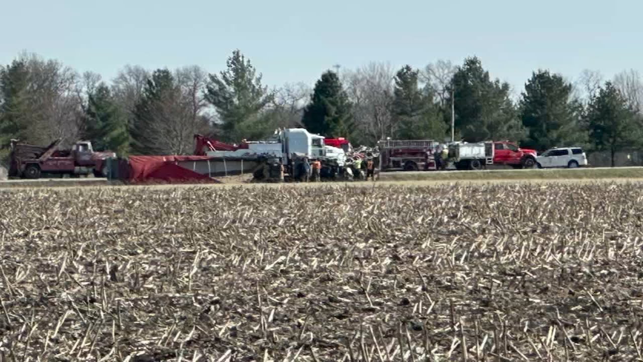 3 children, 2 adults die after school bus collides with semi in IL