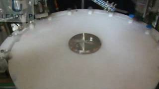 LTFZ 2 Machine de remplissage et d'étanchéité en poudre sèche