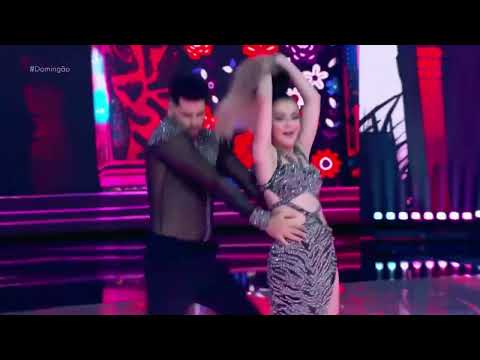 Klara Castanho dança Bachata na dança dos famosos | Domingão com Huck