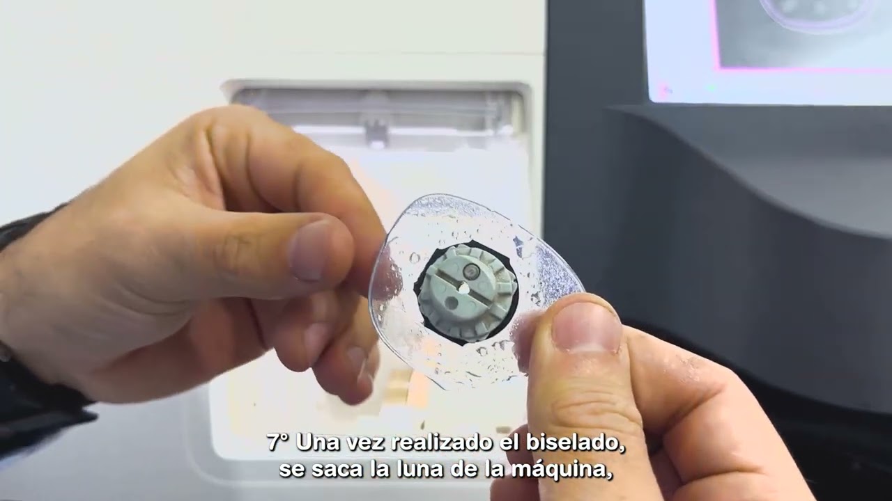 PROCESO DE BISELADO Y MONTAJE DE LUNAS OFTALMICAS