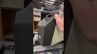 This 12” Zenith CRT Is Pure Vintage Energy