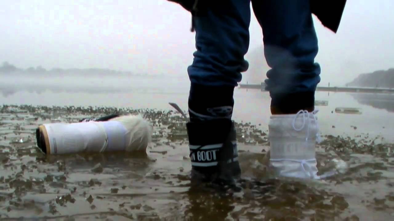 moon boot waterproof