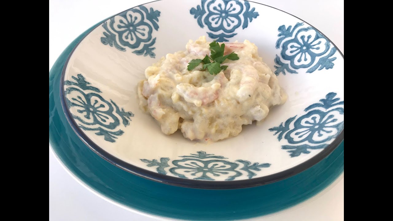 Ensaladilla de gambas deliciosa con solo dos ingredientes