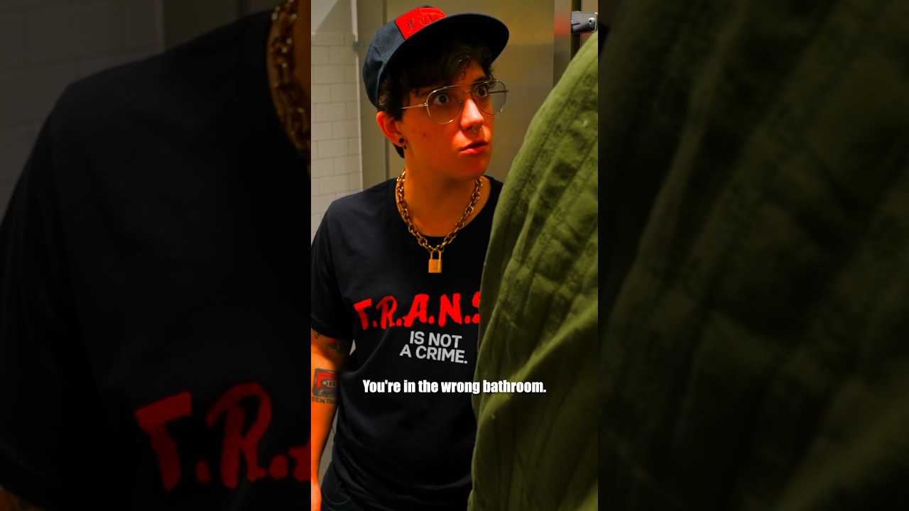 Cis man vs Trans man. Who’s side are you on? 👨🏻🏳️‍⚧️ 