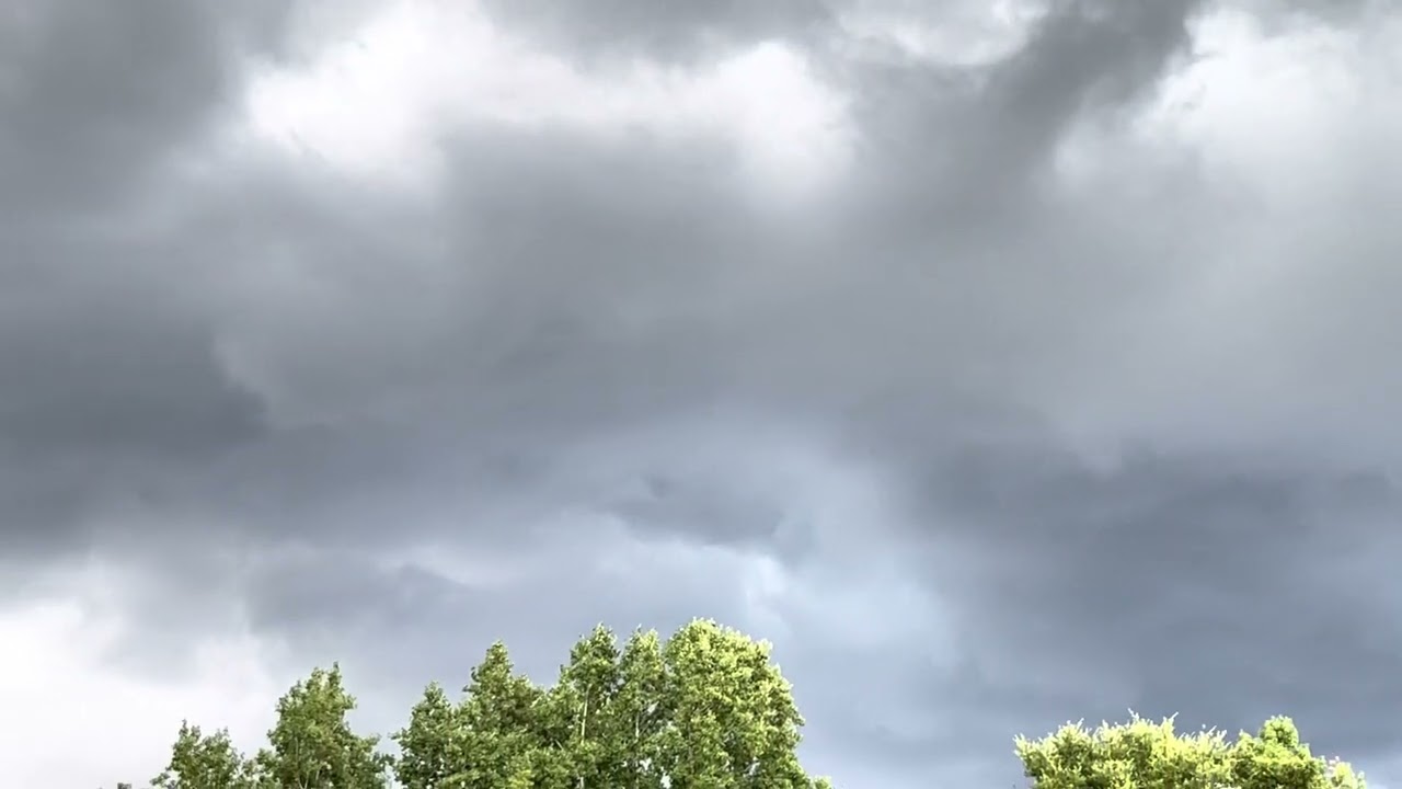 4K HDR | Very Cool Thunderstorm Structure | Alamance County | Central North Carolina 8/11/2022🌩⛈