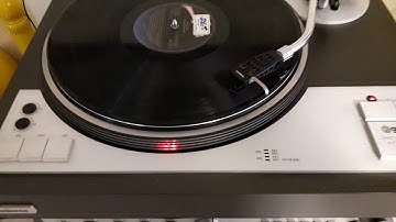 Toca discos GRADIENTE DD1