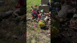 The Most Heartbreaking Gravesite The Most Heartbreaking Gravesite