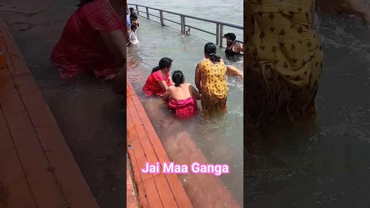 Har Har Gange | Ganga Snan | Open Holy Bath in Ganga | Har Ki Pauri Haridwar Darshan | 