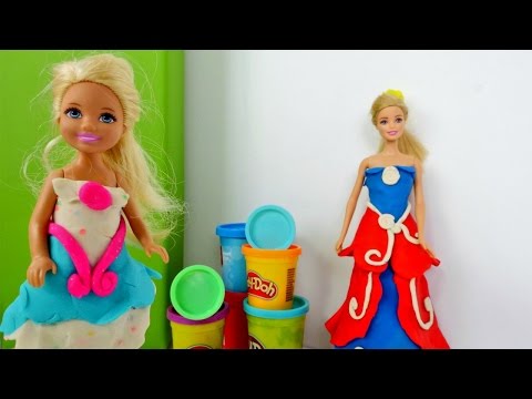 Barbie PlayDoh hamurdan balo elbisesi yapıyor