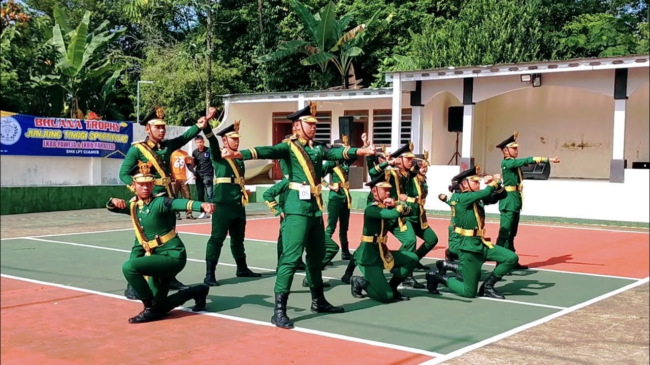 VARIASI FORMASI KEREN 