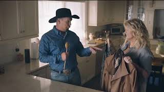 Amazon Echo Commercial Alexa Moments Spoons Ft. Garth Brooks