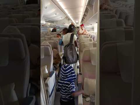 Chennai to USA flight experience ✈️✈️🧳#tamil #ytshorts #travel #trending #flight #viral #tamilshorts