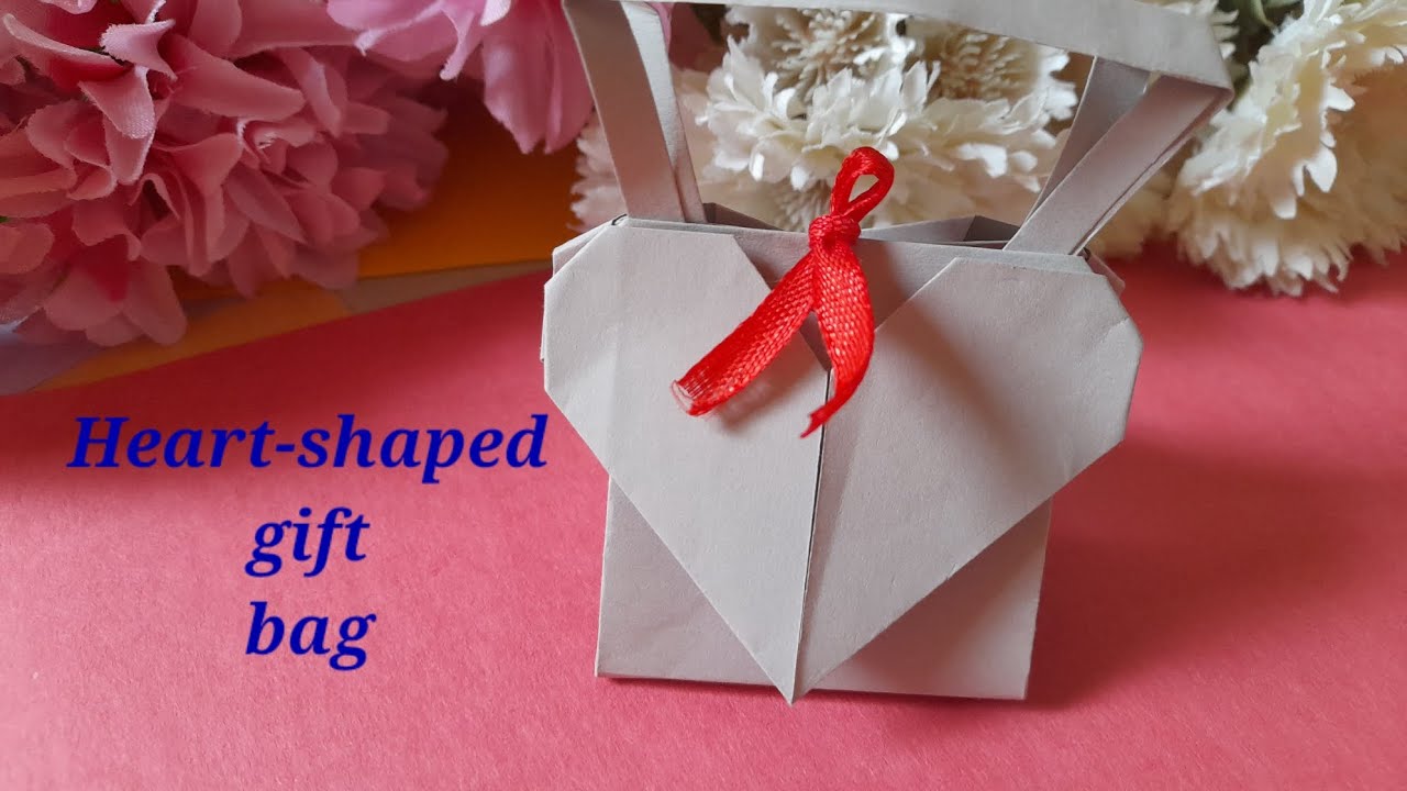 Идея для изготовления подарочного пакета в форме сердца | Как сделать бумажный пакет в форме серд...