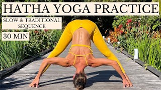30 min Hatha Yoga Practice | Slow and Traditional Yoga Sequence screenshot 3