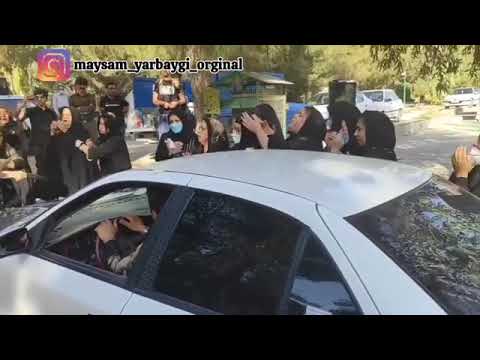 میثم یار بیگی در مراسم ختم جوان ناکام 