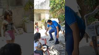una pequeña broma a papá jaj apoyemos con suscribirse somos dos hermanitos con el sueño de una placa