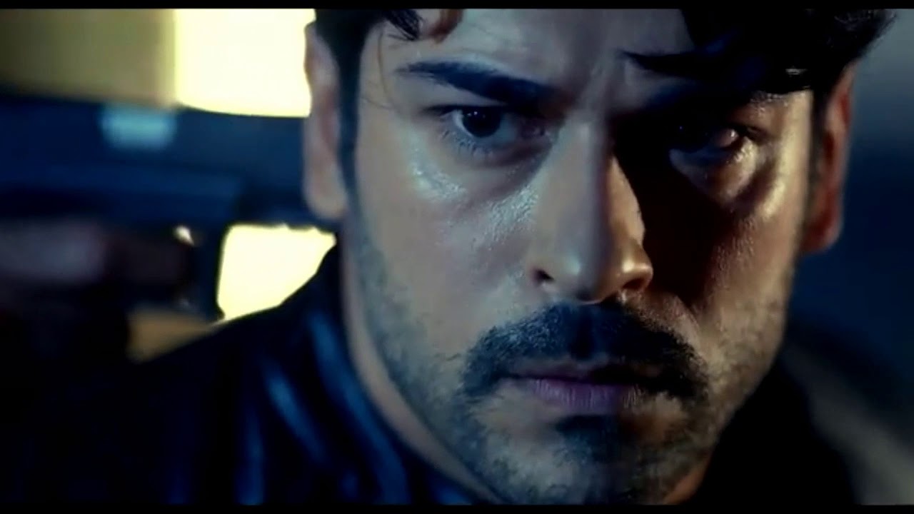 Черная любовь нихан стреляет в Кемаля - YouTube