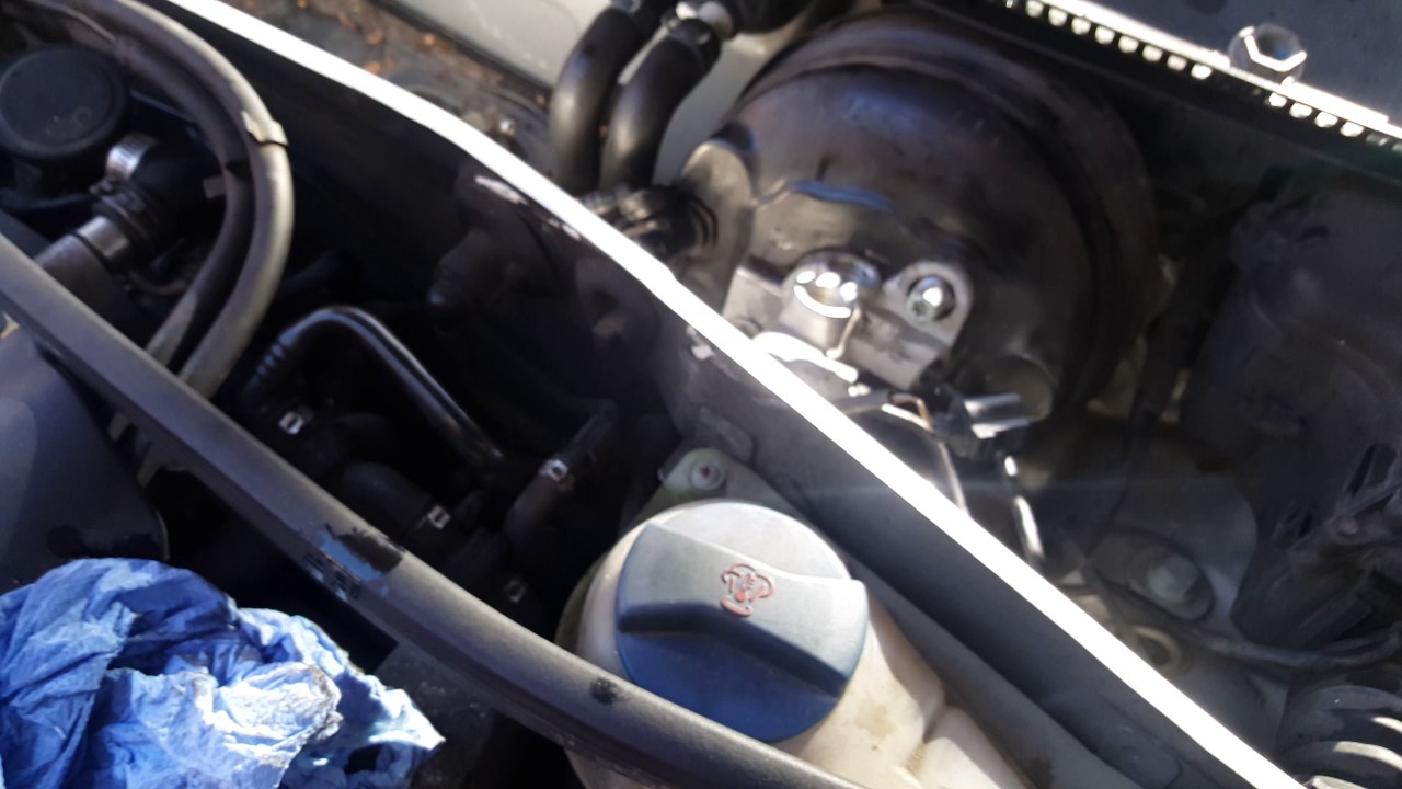 Vw passat break master cylinder YouTube