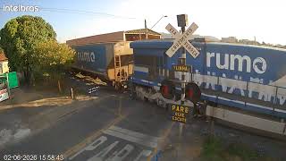 Composição com dupla de SD40-3 rebocadas em Itirapina SP 