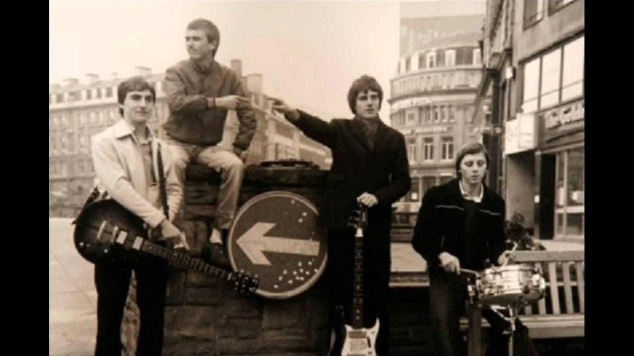 The Negatives - Money talk