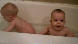 Elijah & Inara having fun in the bathtub