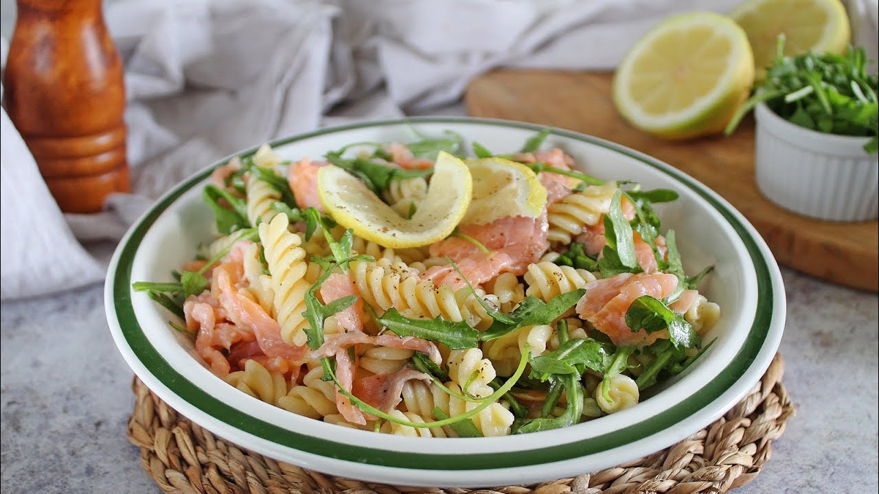 PASTA FREDDA AL SALMONE E RUCOLA- La cucina di Rita - YouTube