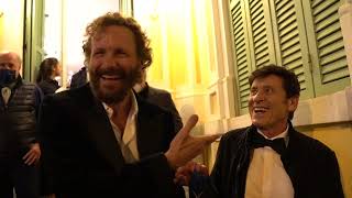 Video thumbnail of "Gianni Morandi e Jovanotti, la meravigliosa esibizione nella serata dedicata alle cover"