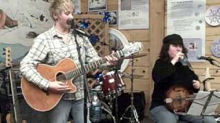 Mel Wade And Rochelle Smith Peform The Penny Song And Highway Ride.avi