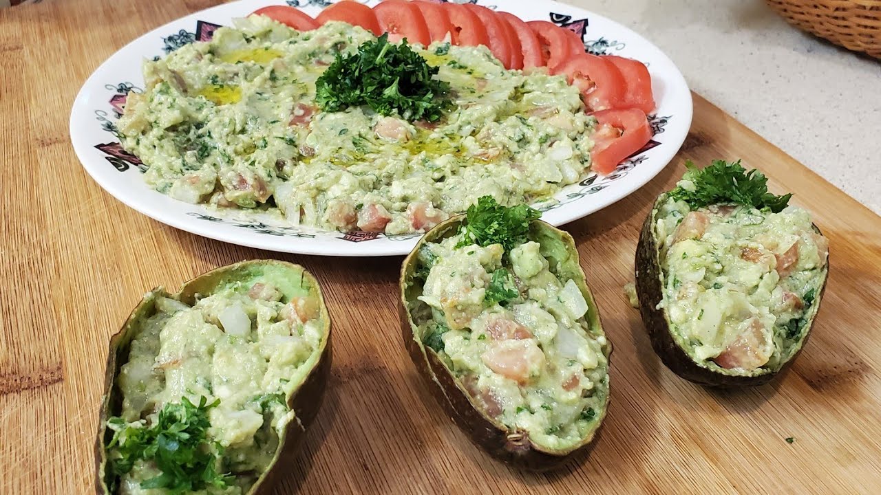 سلطة الأفوكادو الصحية طبق غني عن التعريف متكامل بالعناصر الغذائية للريجيم ولكيتو دايت#avocado sauce