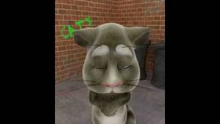 beating up Talking Tom in iPhone