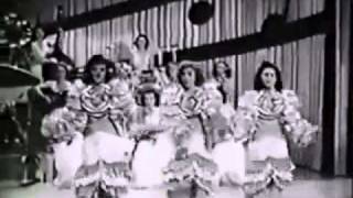 Dont Sit Under The Apple Tree - The Andrews Sisters