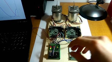 AsM controllo di due motori passo