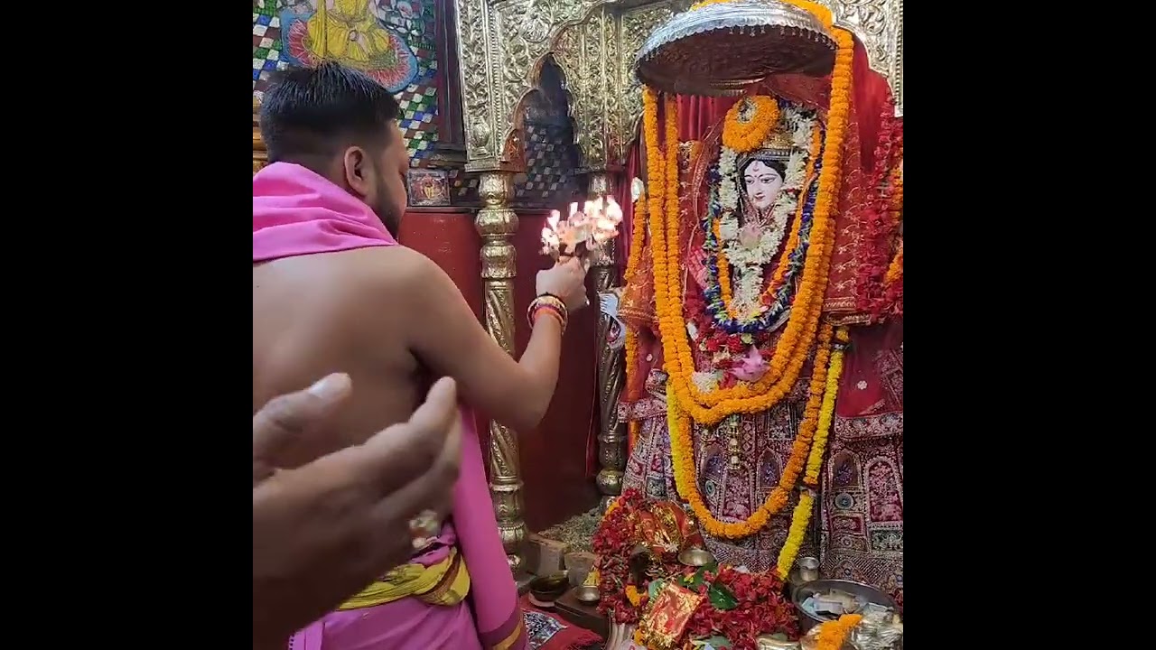 Aarti Maa Akhandwasini, Golghar, Patna आरती माँ अखंडवासिनी, गोलघर, पटना।