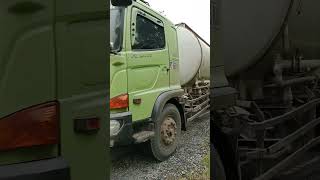 Download Lagu Raja jalanan yang sesunggu iya kalo uda lewat mobil ini semua minggir.. #mobilbesar  #mobiloleng MP3