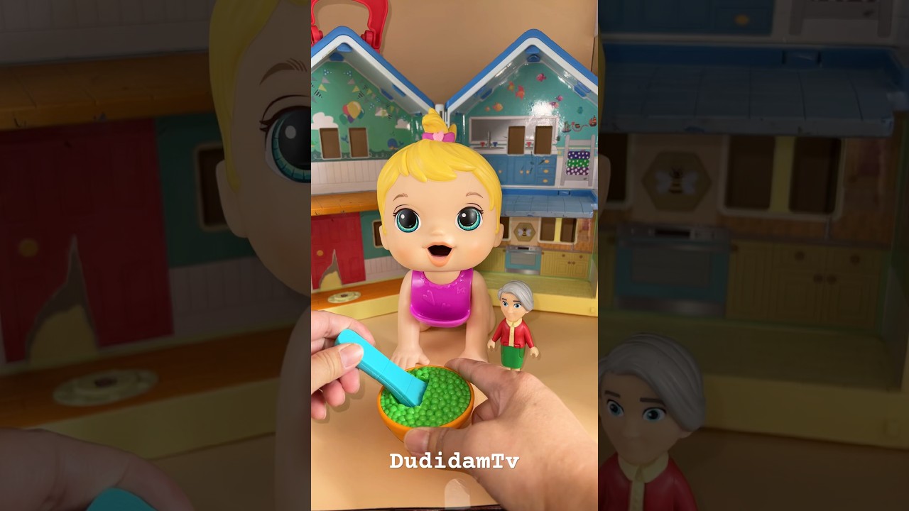 Горошек с бабушкой и живым малышом