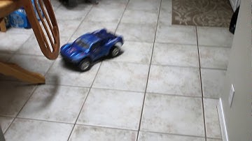 Taxxas Slash 4x4 Doing Donuts