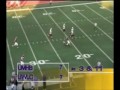 Damian Davis makes a low fingertip catch in stride in Division III football game