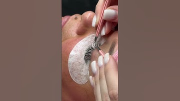 How to remove outgrown lash extensions. Check out @sugalashsatx on instagram for more.